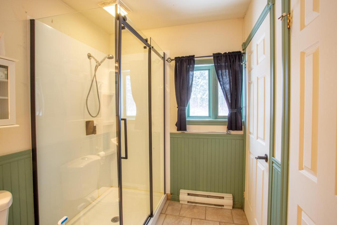 Chalets Du Domaine - De Luxe Notre-Dame-Des-Bois Luaran gambar